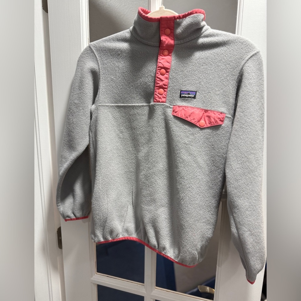 Patagonia Girls' Lightweight Synchilla® Snap-T® Pullover - Picture 4 of 8